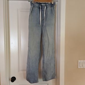 Pull On Elastic Waist Jeans